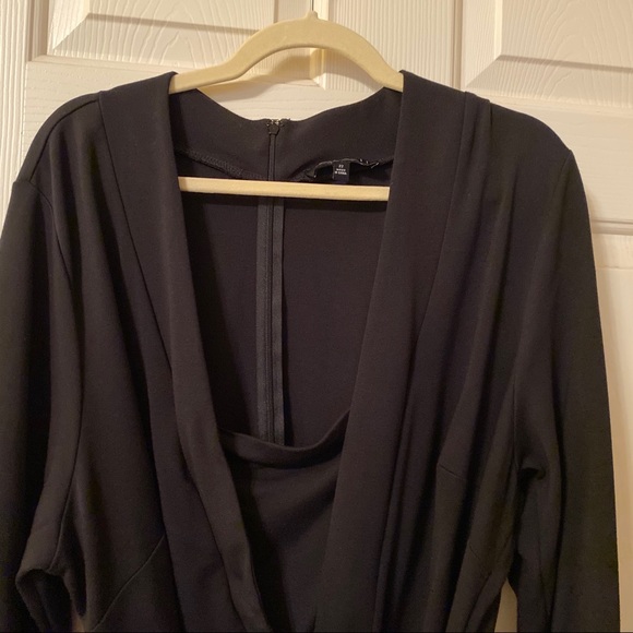 Tie waist peplum top - Picture 3 of 5